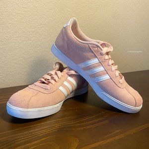 Women’s Adidas Neo Comfort Footbed Pink Suede sneaker size 7.5
